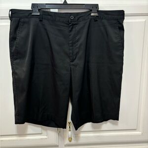 Nike Black Golf Flat Front Casual Men’s Shorts Size 40